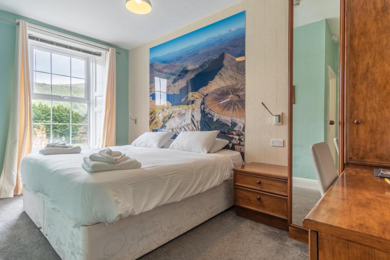 Padarn Hotel لانبرس المظهر الخارجي الصورة