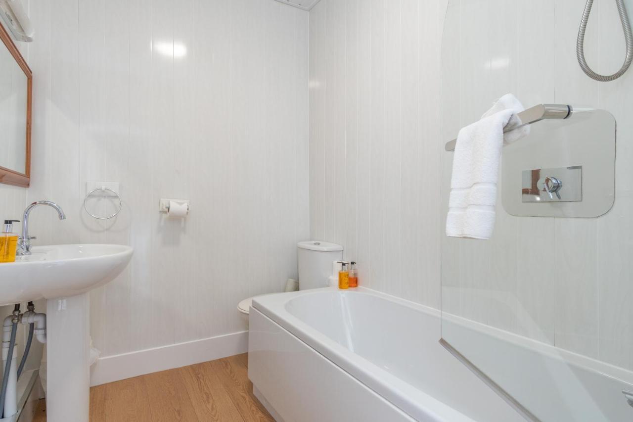 Padarn Hotel لانبرس المظهر الخارجي الصورة